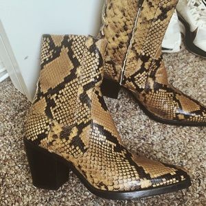 Zara boots